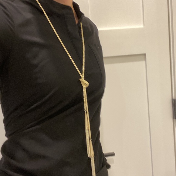 Kendra Scott gold statement necklace tassels - Picture 4 of 6